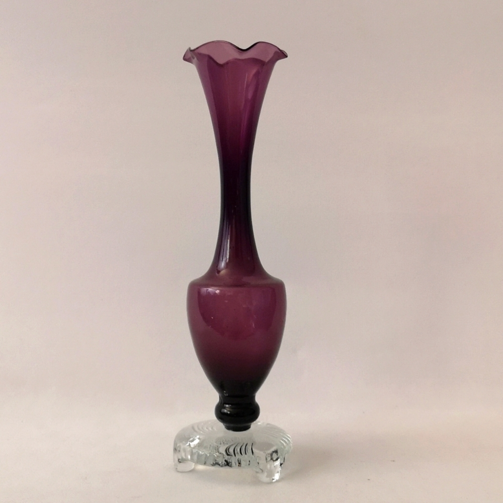 Beautiful Vintage Purple Art Glass Bud Vase, 3-Footed & Clear Base, Ruffle Edge